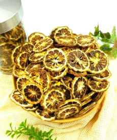 Сушеные дольки кафир лайма 100 гр / Dried slices of kaffir lime (Citrus hystrix). 100 gr.
