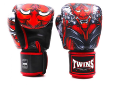 Боксерские перчатки Twins Special Fancy Boxing Gloves Kabuki./Twins Special Fancy Boxing Gloves Kabuki.