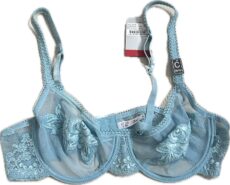Синий кружевной бюстгальтер / Blue lace bra