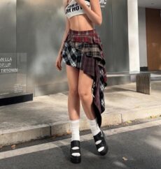 Юбка в клетку со слоями / Plaid skirt with layers
